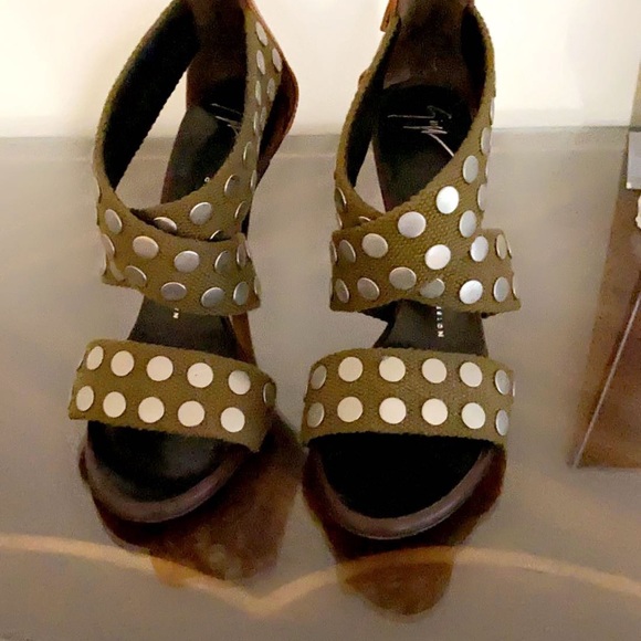 Giuseppe zanotti - Picture 1 of 4